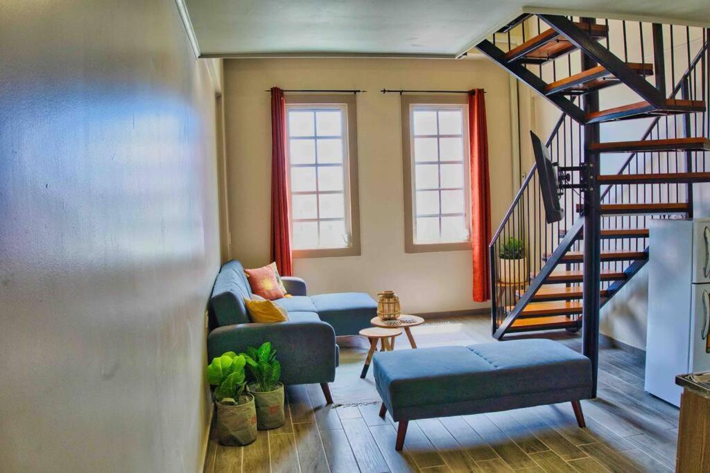 City Views Spacious Mezzanine Apartments Виллемстад Экстерьер фото