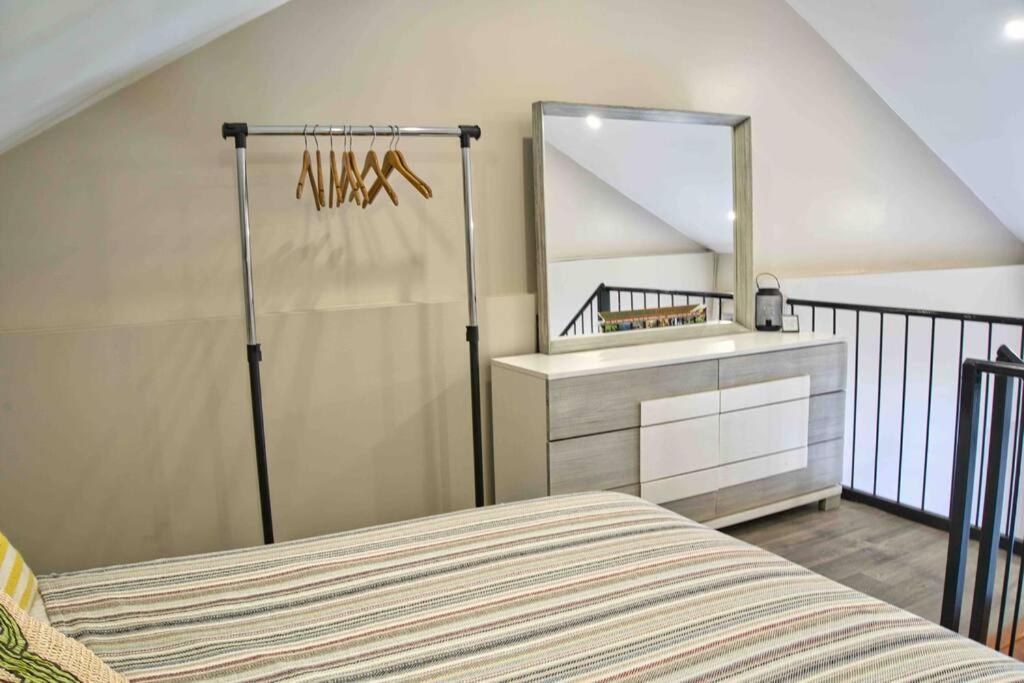 City Views Spacious Mezzanine Apartments Виллемстад Экстерьер фото